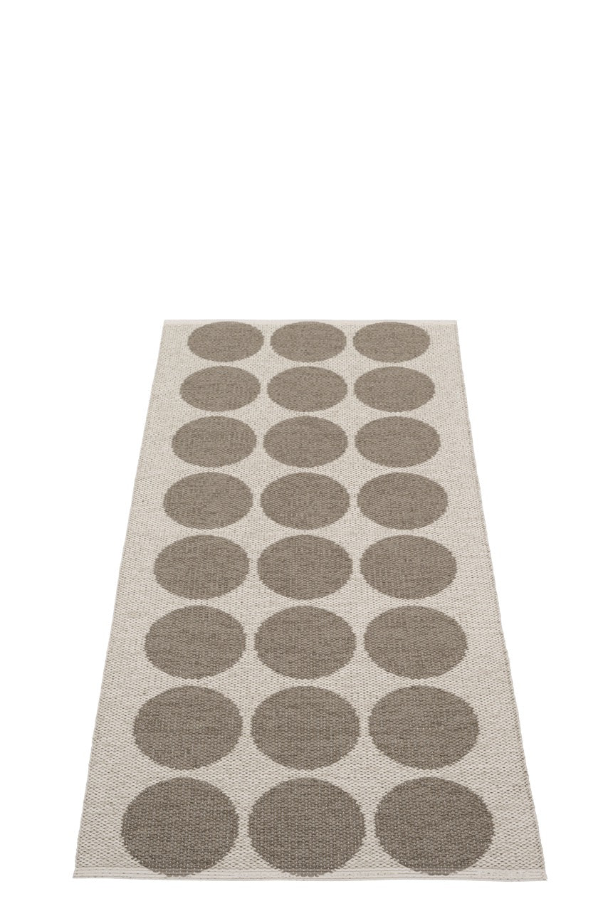 Pappelina-Hugo-Walnut-Carpet