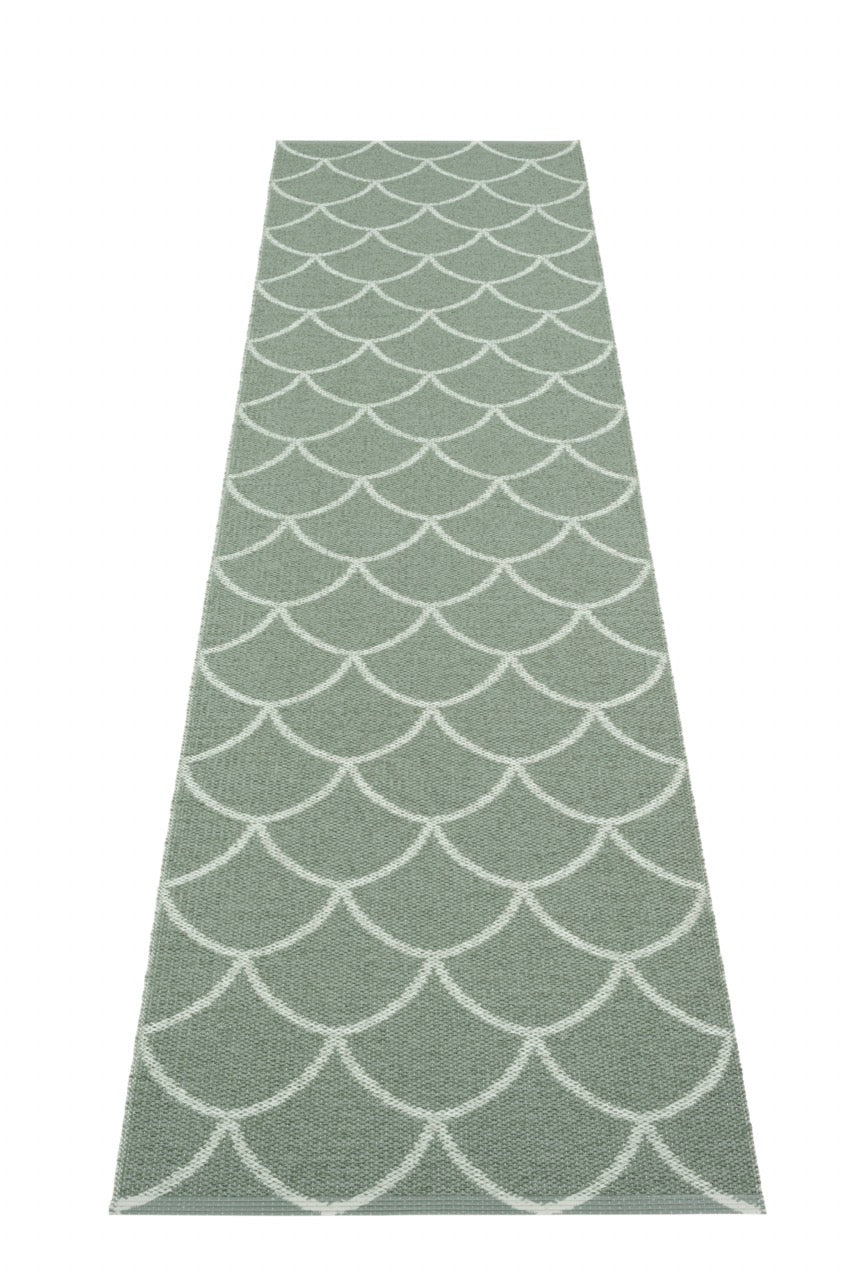 Pappelina-Teppich-Kotte-Army-Sage