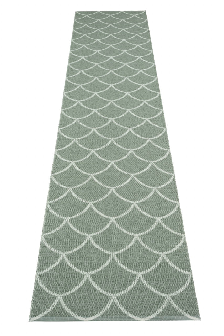 Pappelina-Teppich-Kotte-Army-Sage