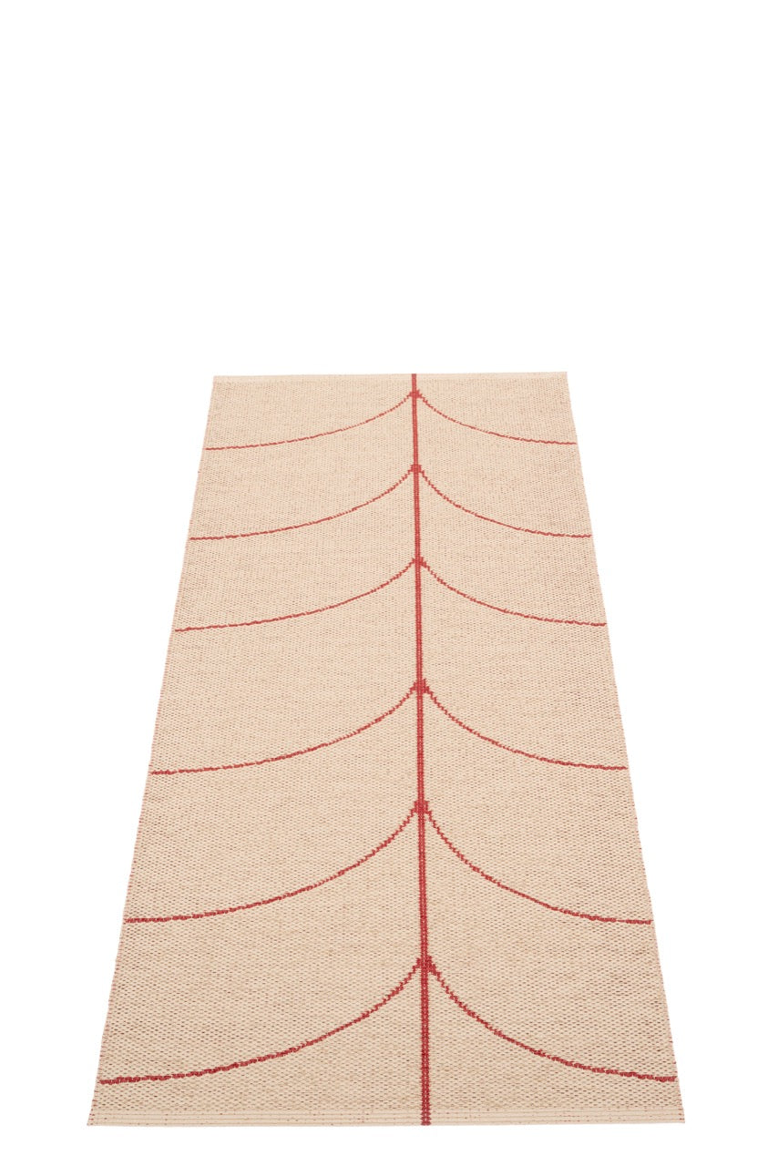 Pappelina-Carpet-Leif-Berry