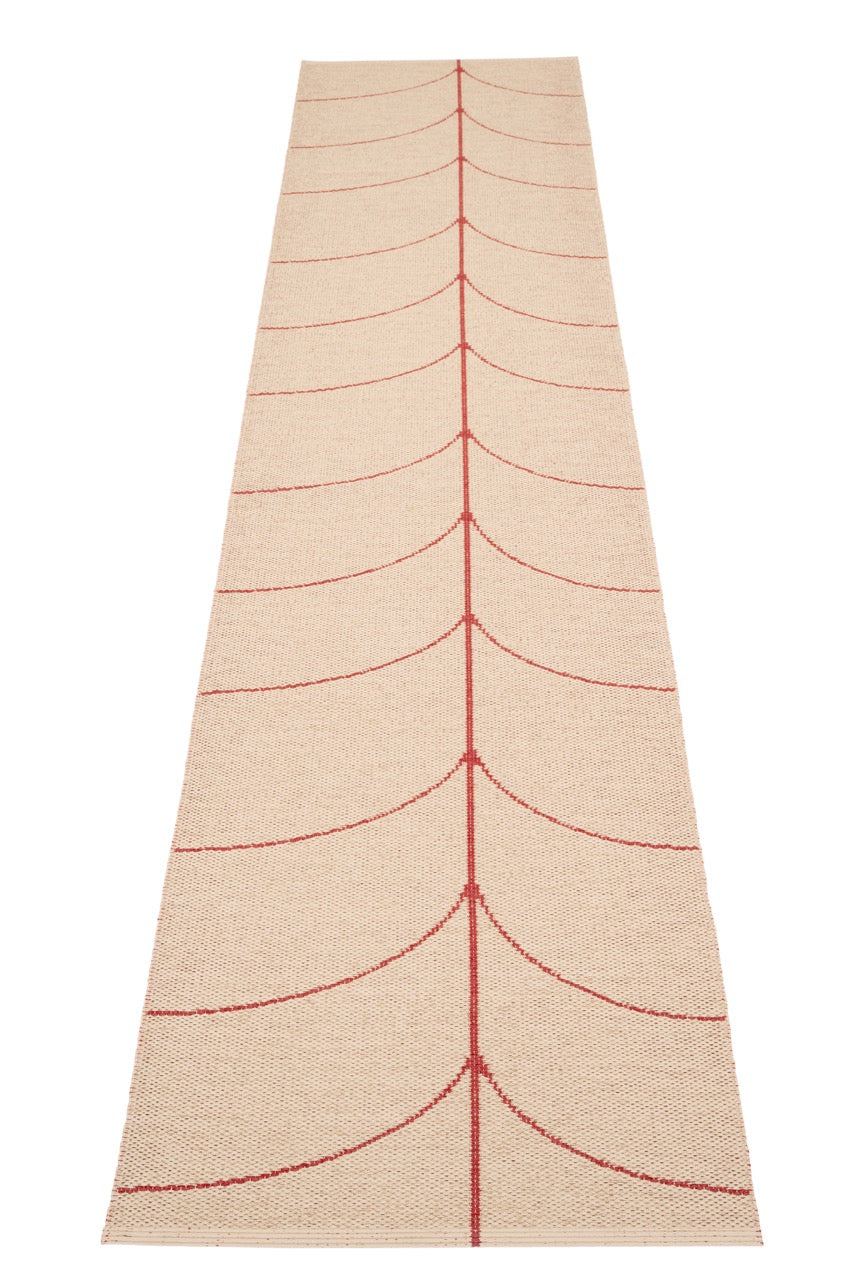 Pappelina-Carpet-Leif-Berry