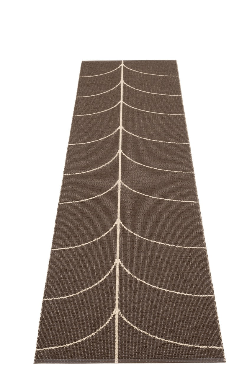 Pappelina-Leif-Dark-Brown-Carpet