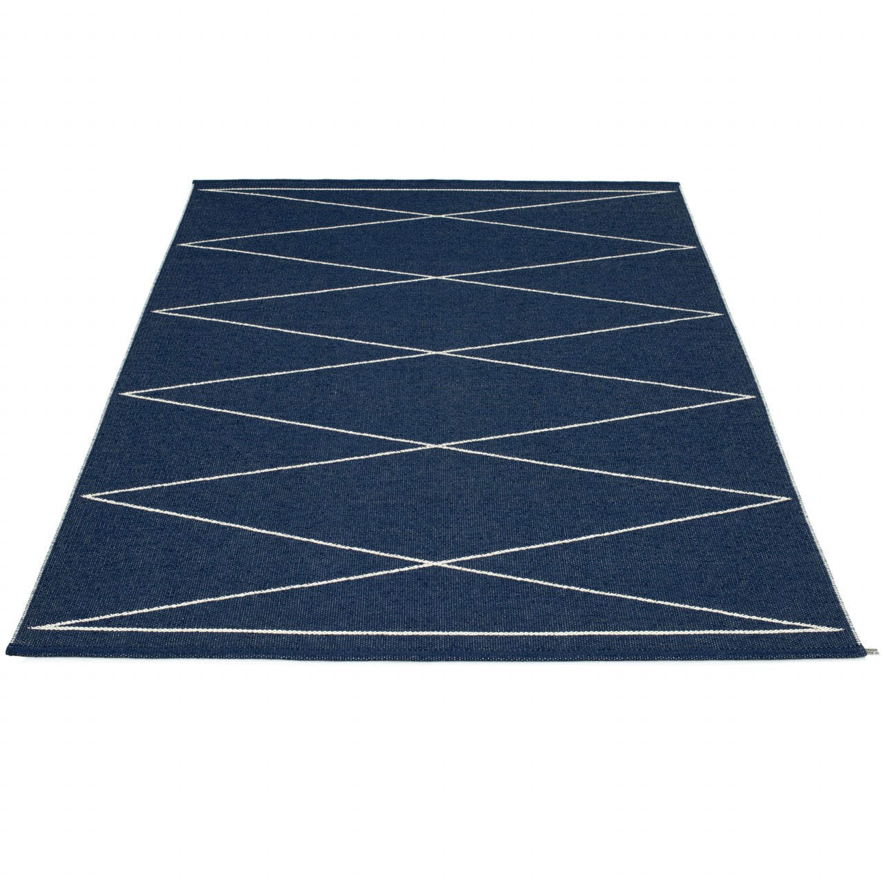 Pappelina-Teppich-Max-dark-blue-vanilla