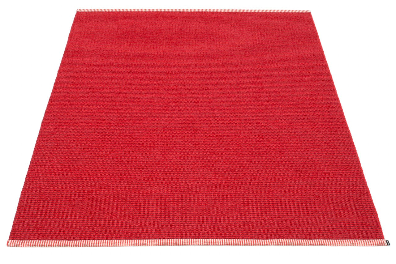 Pappelina-Teppich-Mono-dark red-red