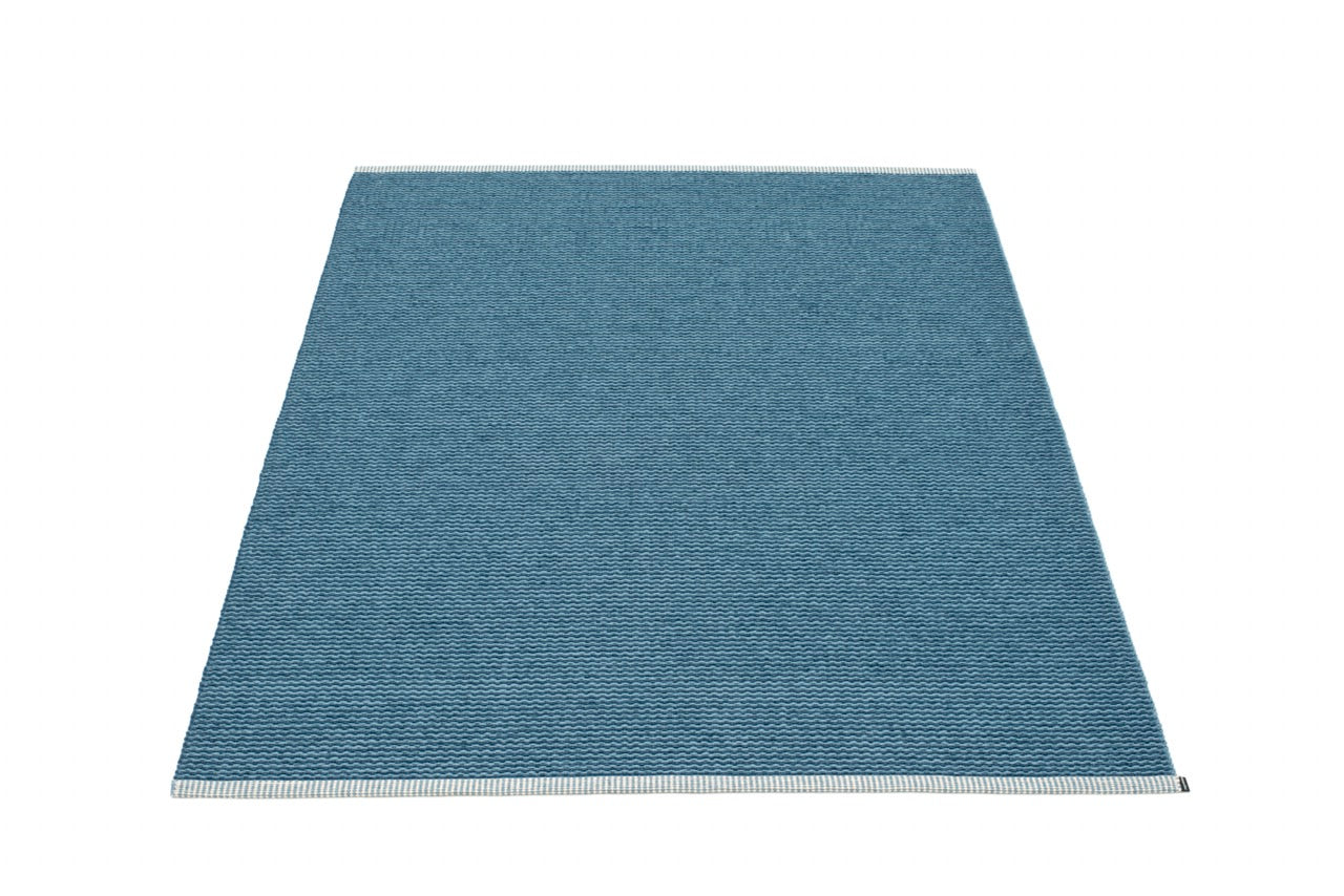 Pappelina-Teppich-Mono-Ocean Blue-Dove Blue