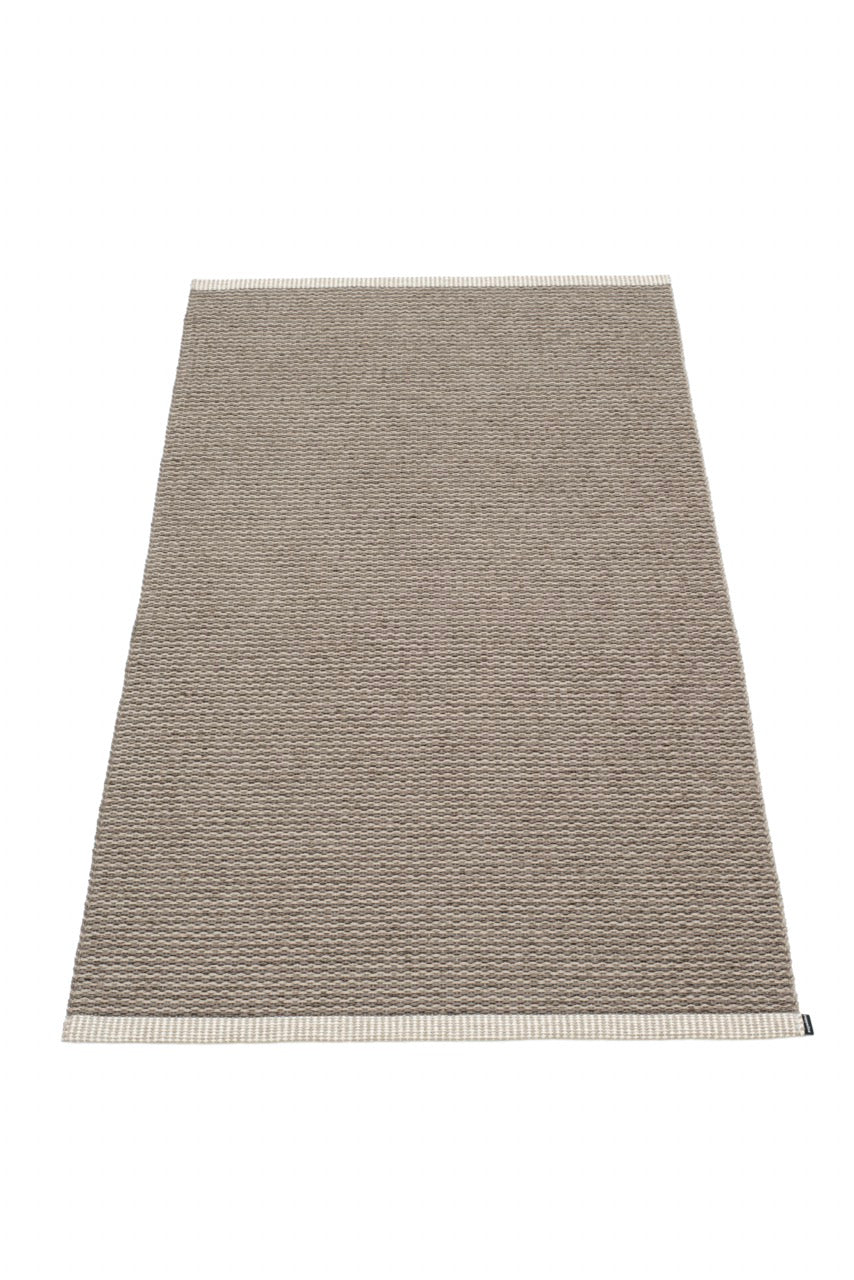 Pappelina-Teppich-Mono-dark mud-mud