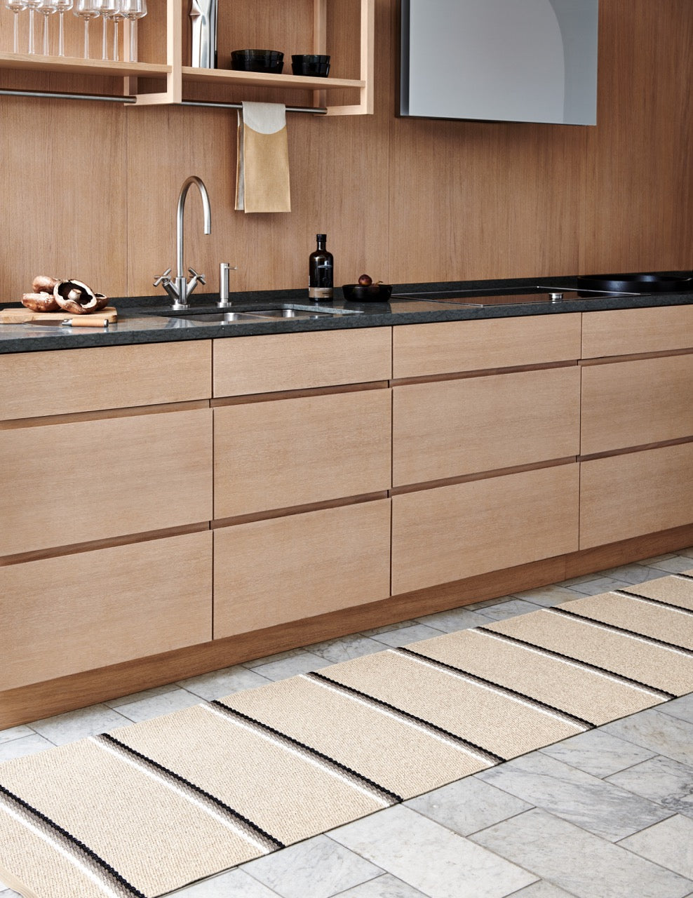 Pappelina-Olle-Mud-beige-carpet