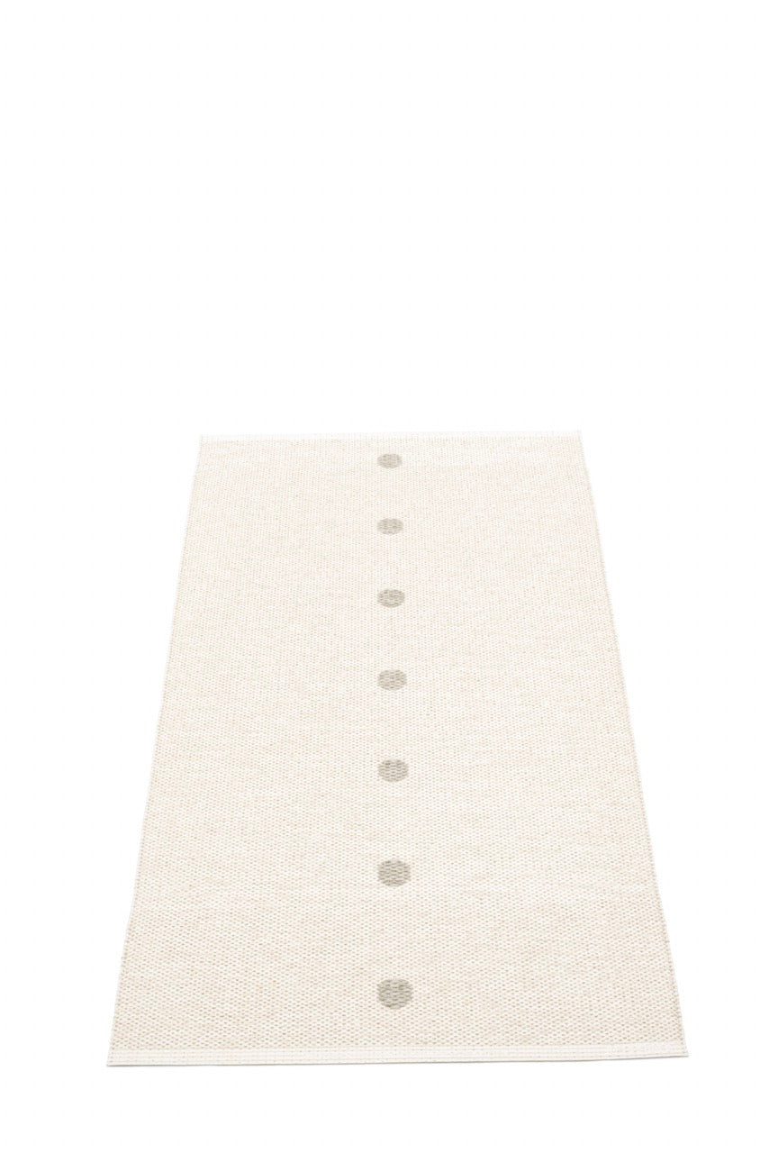 Pappelina-Peg-Linen-Carpet