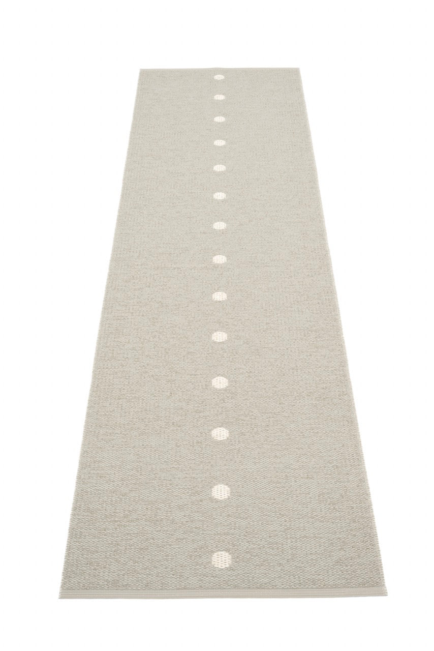 Pappelina-Peg-Linen-Carpet