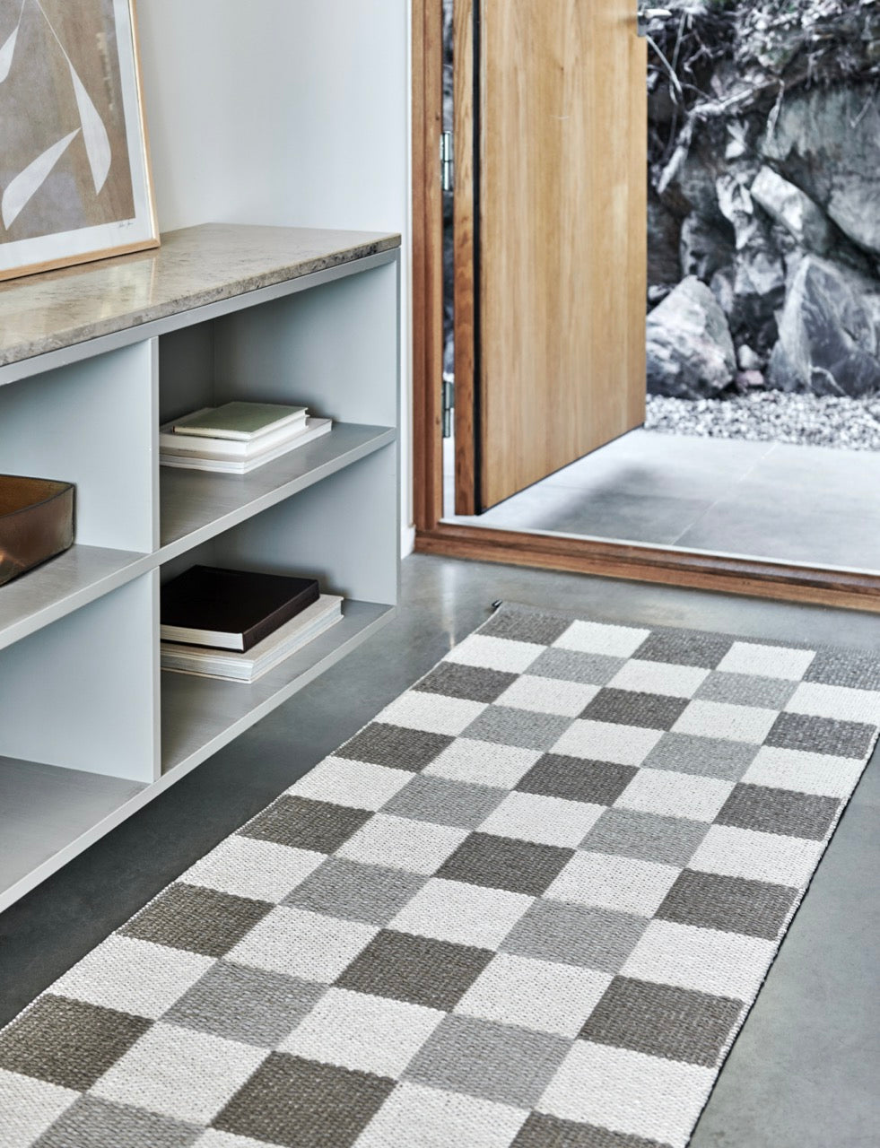 Pappelina-Pix-Carpet-Dark-Linen-Vanilla-Linen