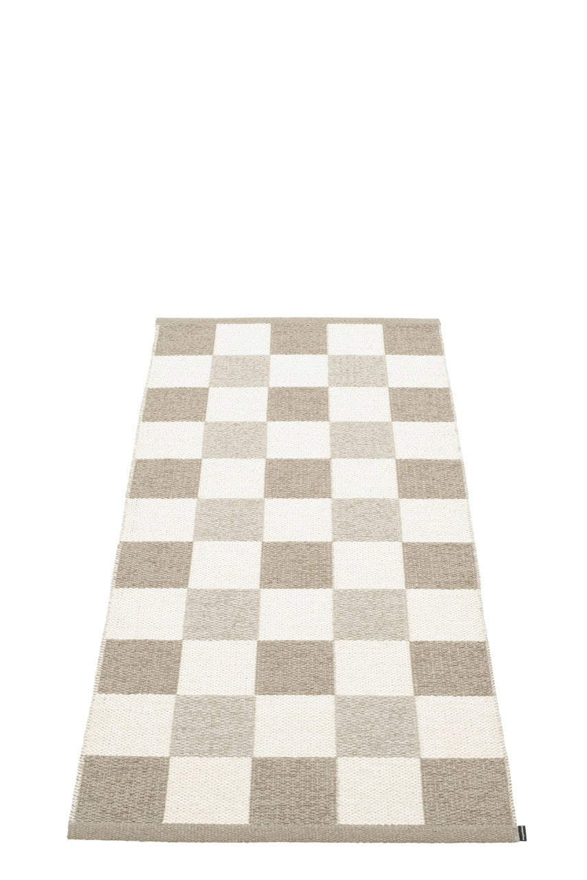 Pappelina-Pix-Carpet-Dark-Linen-Vanilla-Linen