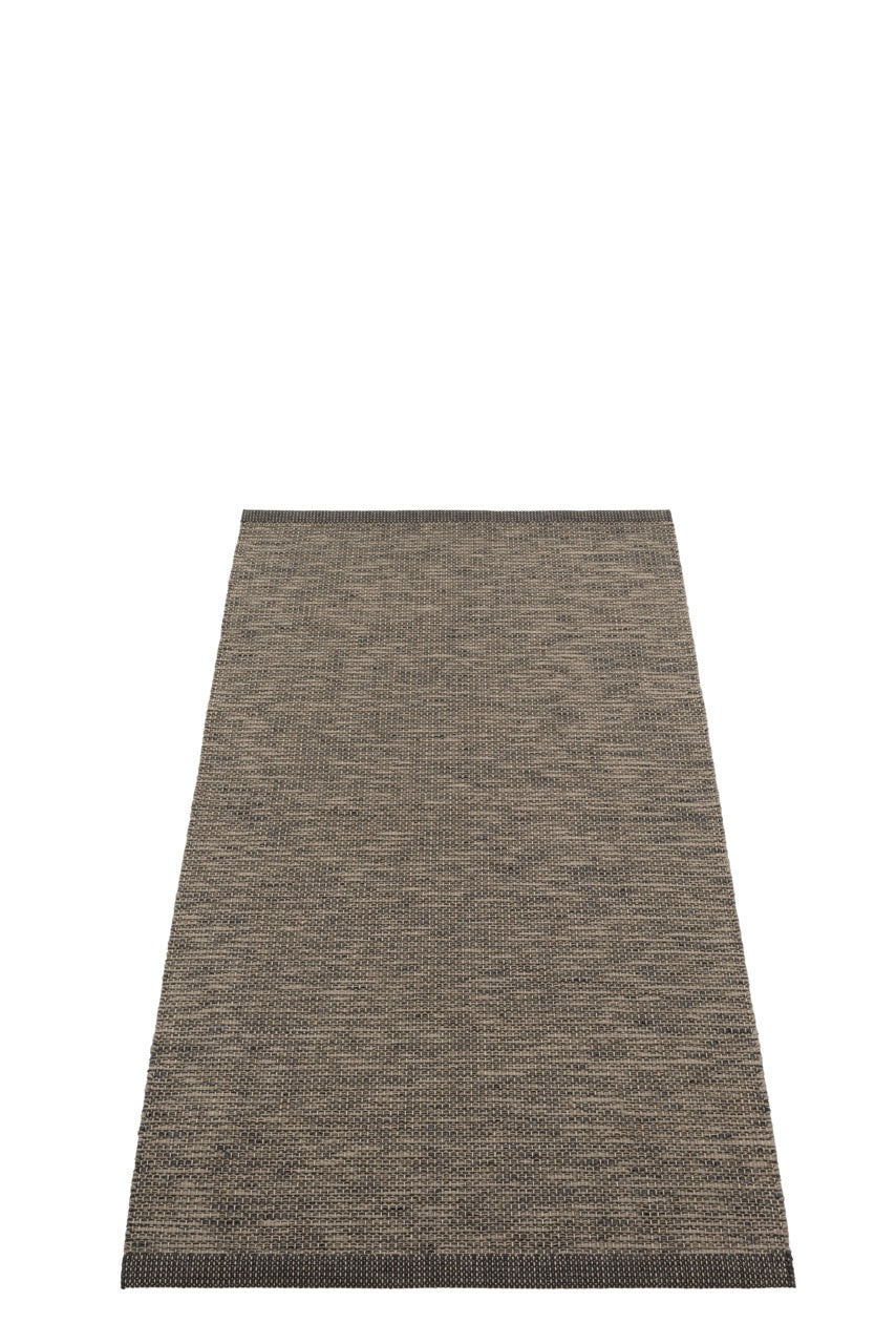 Pappelina-Sam-Carpet-black