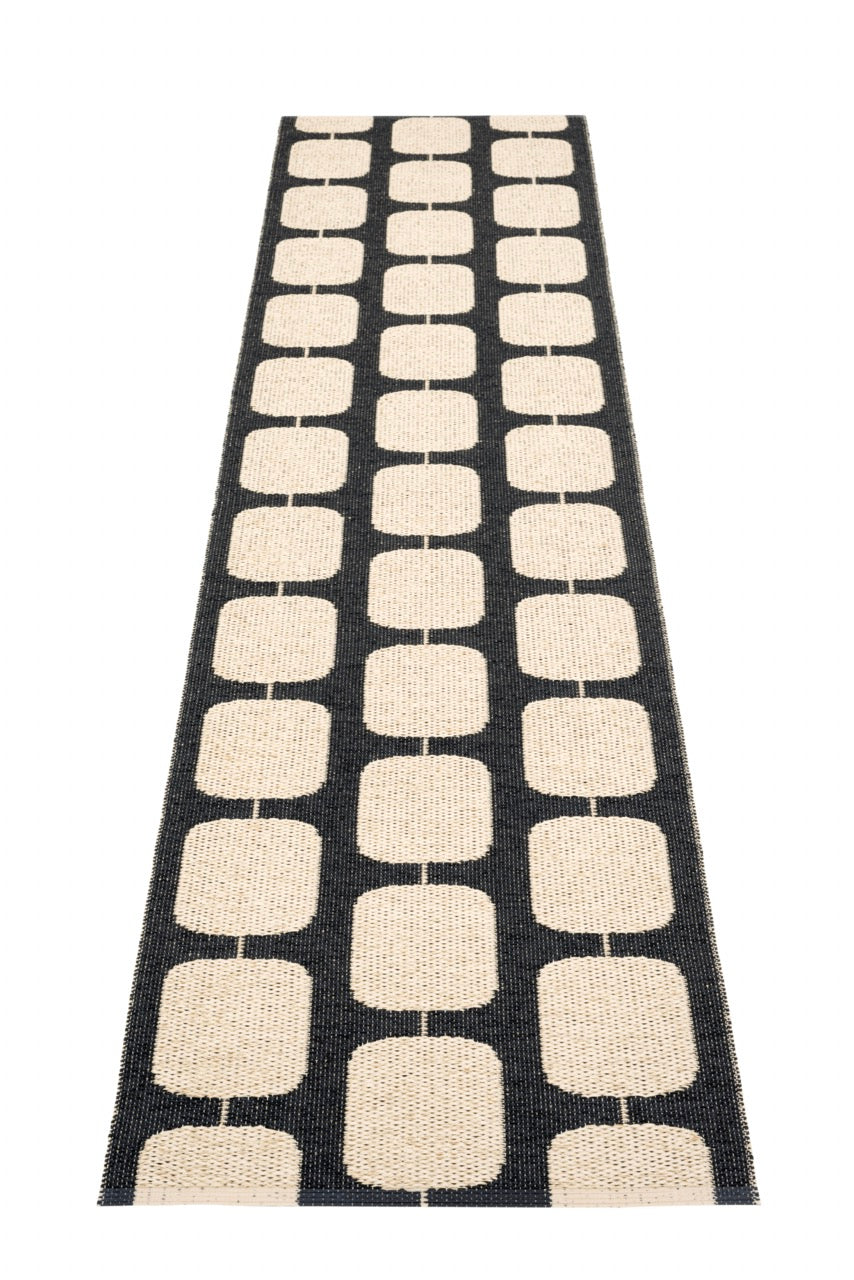 Pappelina-Sten-Carpet-Black-Cream