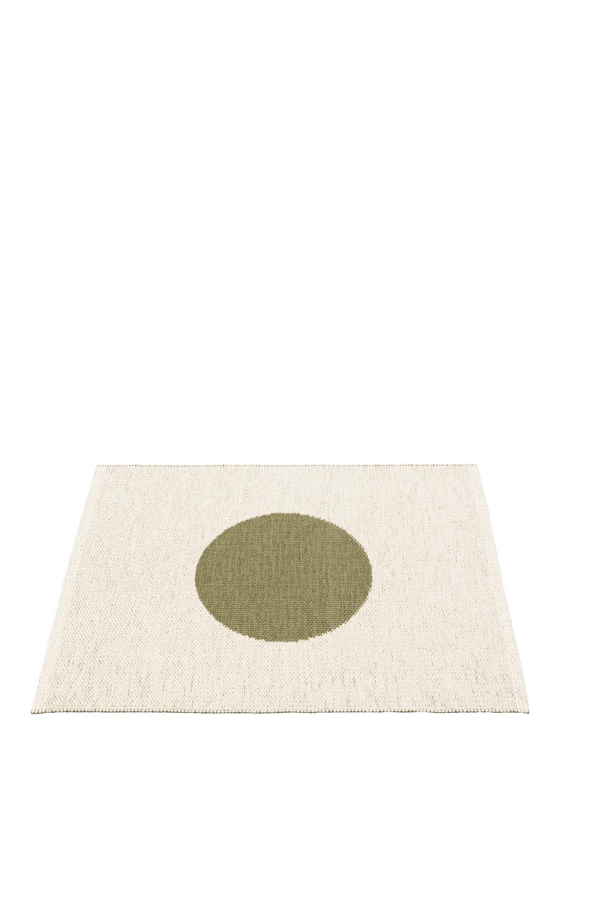 Rückseitiges Design des kleinen Kunststoffteppichs von Pappelina.