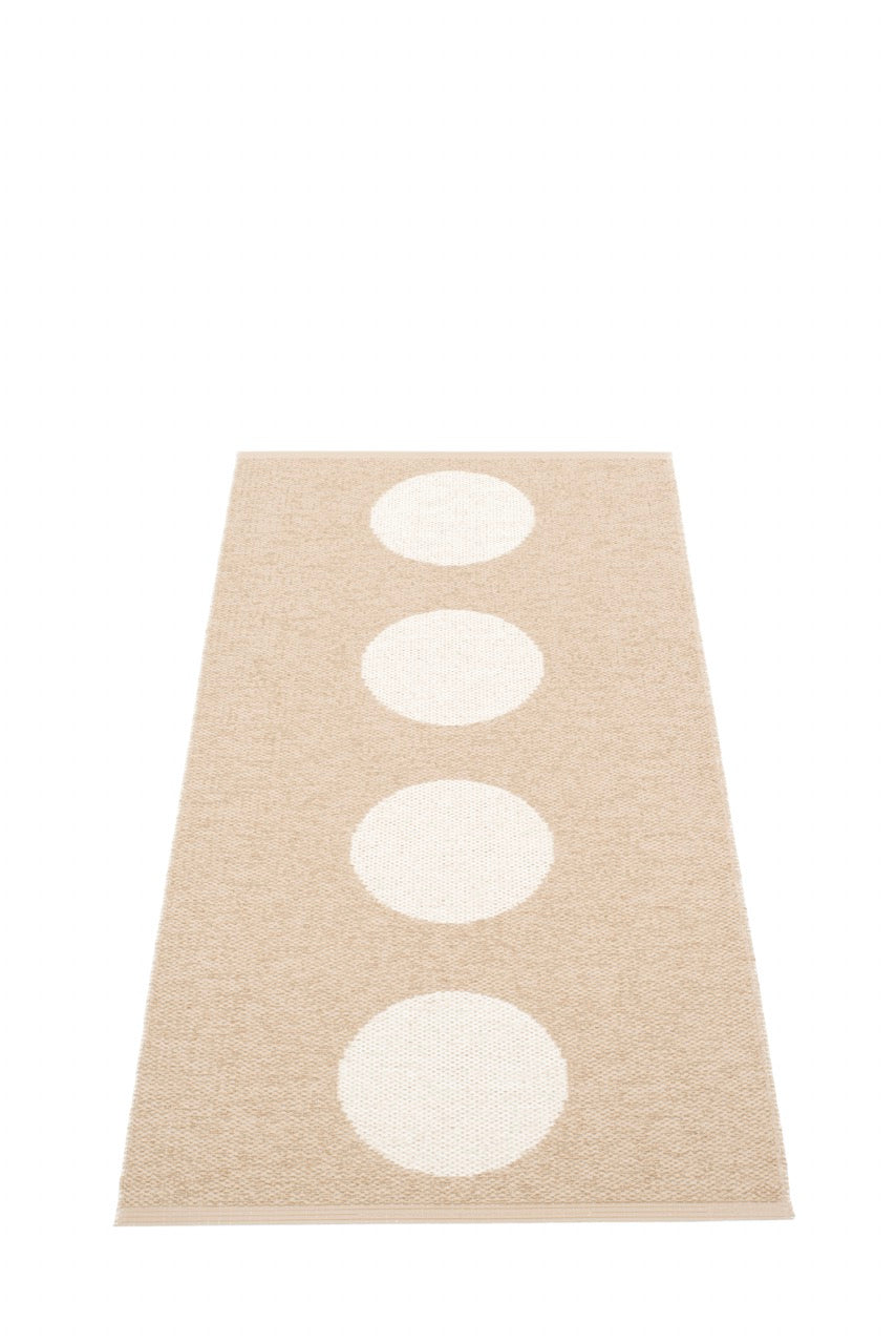 Pappelina-Vera-beige-Carpet