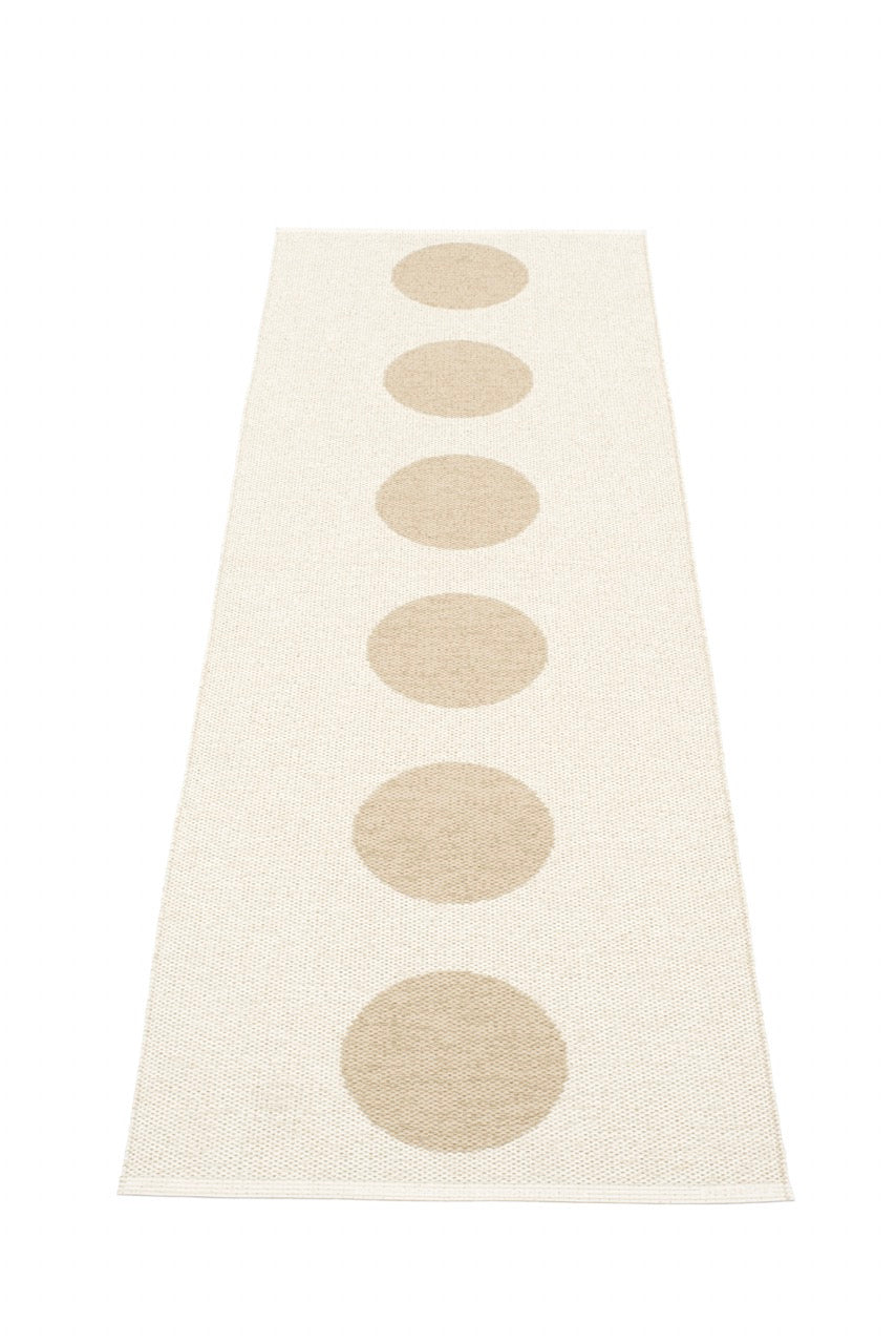 Pappelina-Vera-beige-Carpet