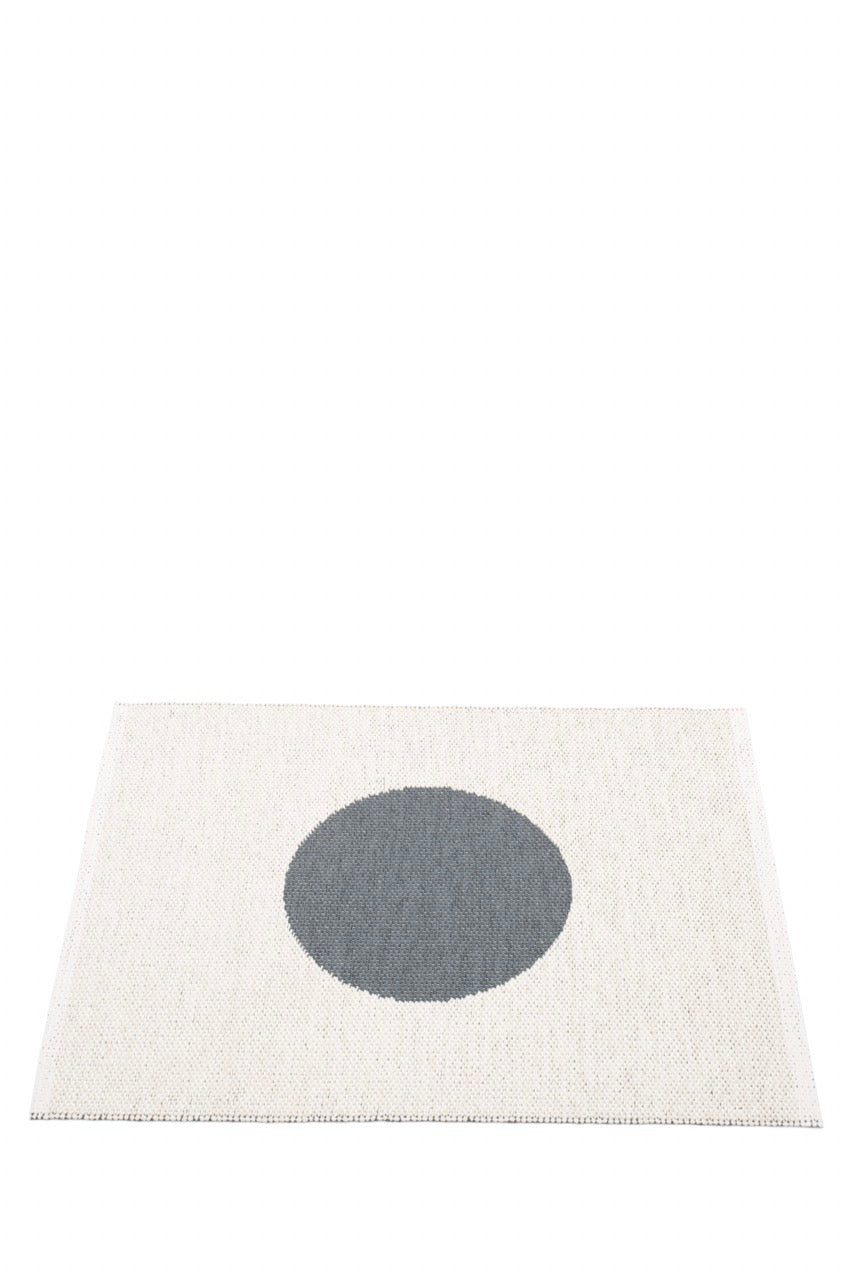 Pappelina-Vera-Charcoal-Carpet