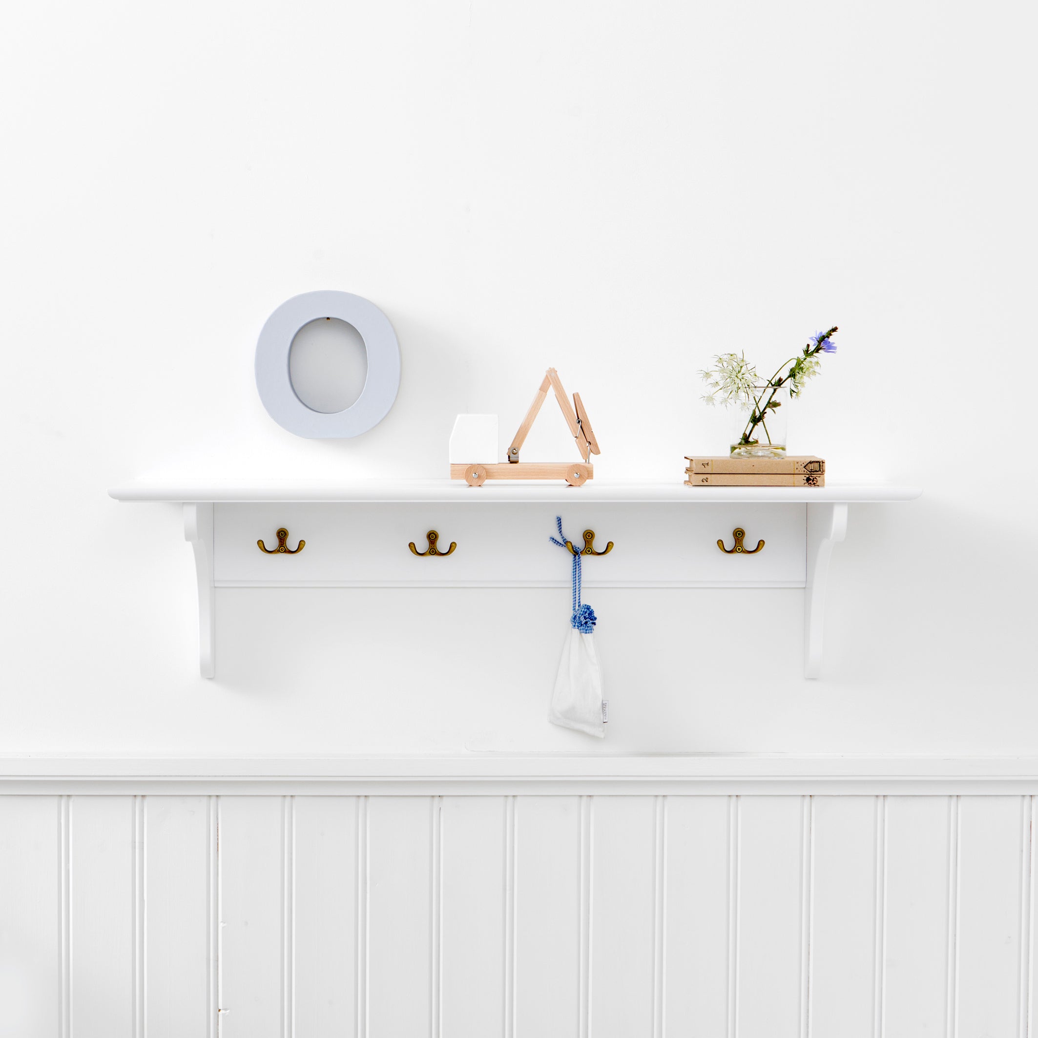 Étagère murale Oliver Furniture avec crochets, blanc