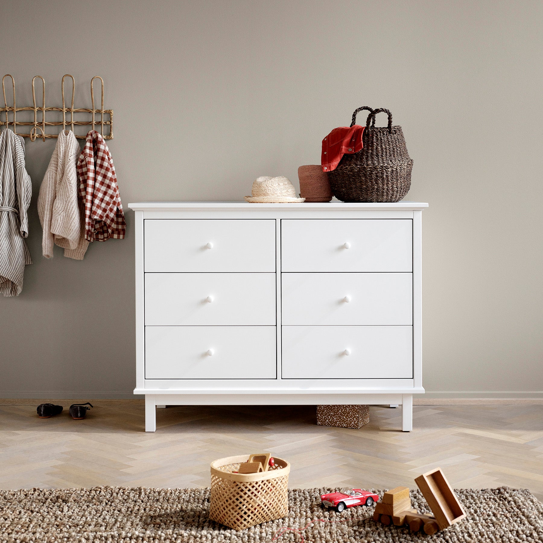 Oliver Furniture Seaside Commode à six tiroirs