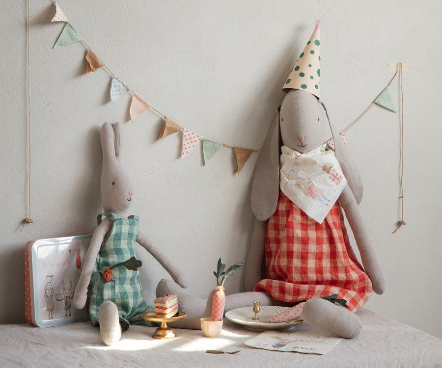 Acheter du papier cadeau Maileg avec Teddies and bunnies pour DIY 10m