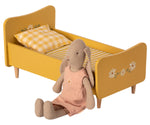 Maileg-Holz-Bett-Mini-gelb