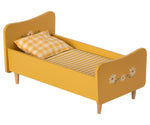 Maileg-Holz-Bett-Mini-gelb