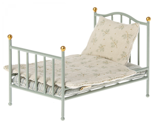 Maileg-Vintage-Bett-Maus-Minze