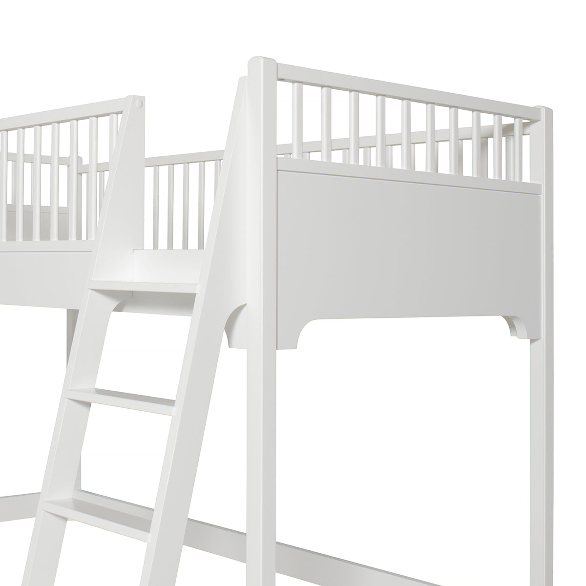 Oliver Furniture Seaside Classic mid-height loft bed, 90 x 200 cm