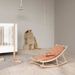 Oliver Furniture Wood Baby- & Kleinkindwippe-karamell