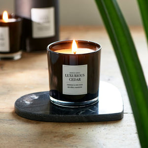 Riviera-Maison-Luxurious-Cedar-scented-candle