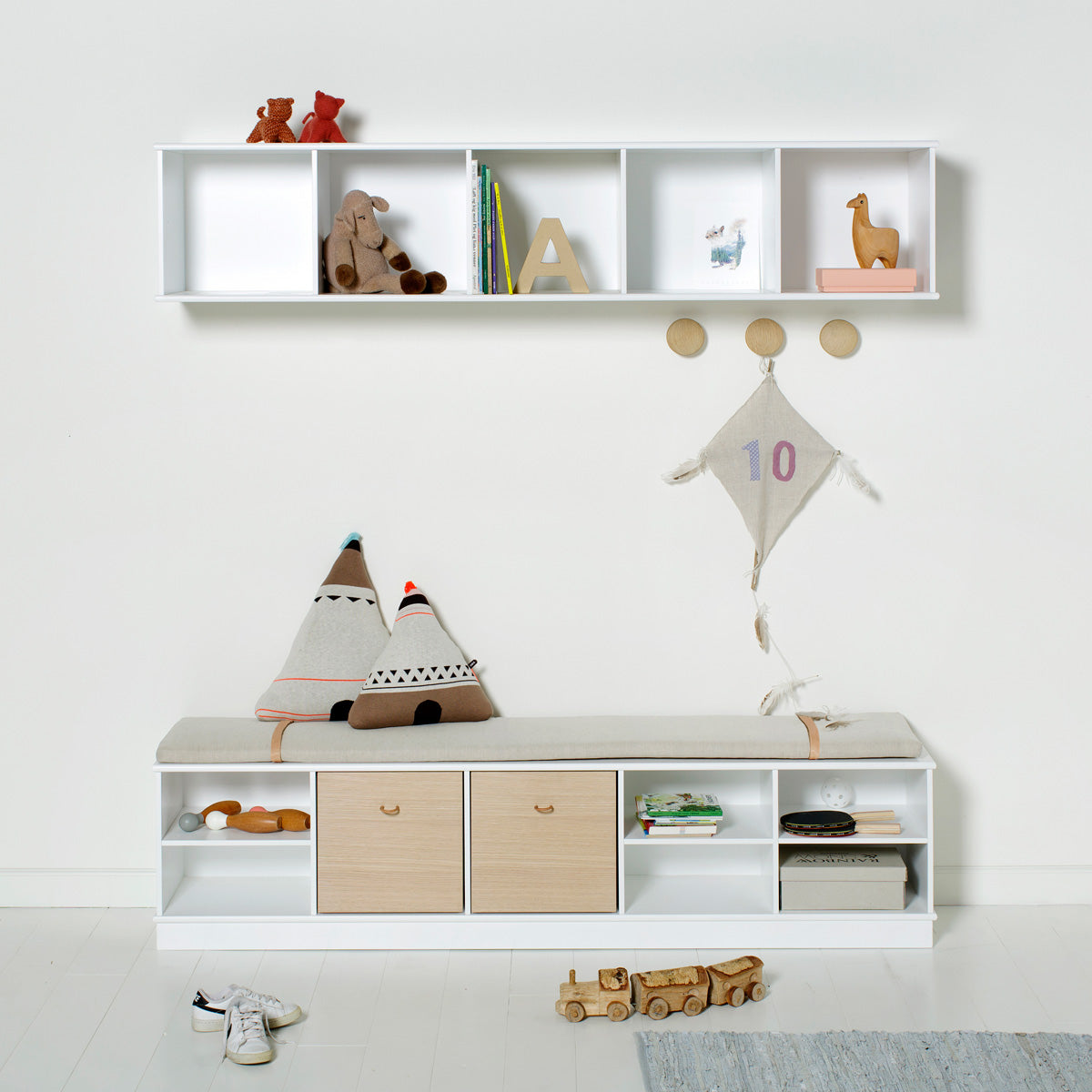Oliver Furniture Wood Shelf 5 x 1 horizontal
